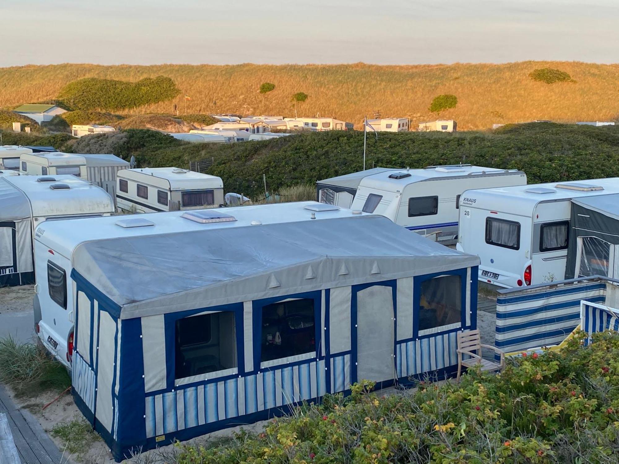 Wohnwagenvermietung Hoernum / Sylt ภายนอก รูปภาพ