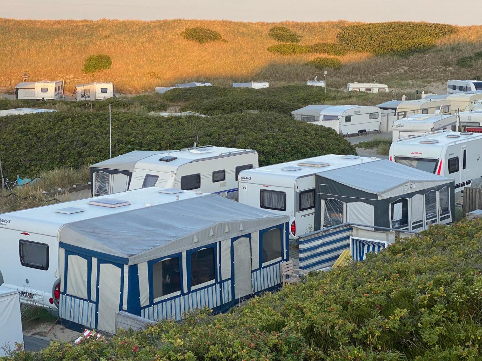 Wohnwagenvermietung Hoernum / Sylt ภายนอก รูปภาพ
